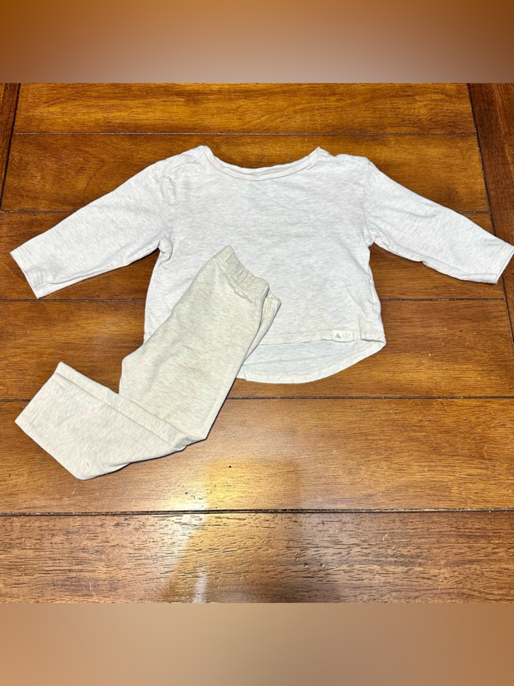 Baby Gap Lightweight Oatmeal Pajamas | Size 12-18 months